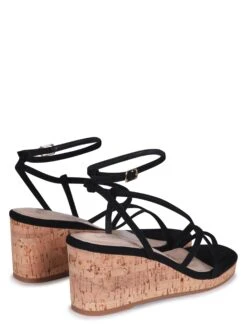 AMINAH -Heel Vibe Shop 3N4A0237