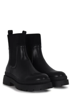 REIGN 8 REIGN -Heel Vibe Shop 3N4A2556