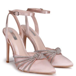 ILLUMINATE -Heel Vibe Shop 3N4A8772