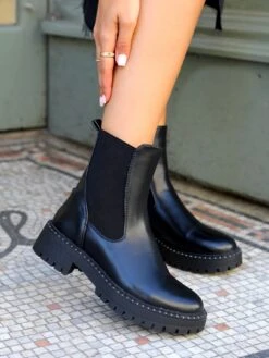 ANDREA -Heel Vibe Shop IMG 6147n