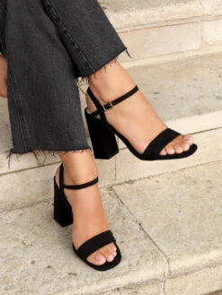 BEVERLEY -Heel Vibe Shop IMG 6941ln