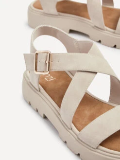 ITALIA 10 ITALIA -Heel Vibe Shop ITALI ANUDE 4