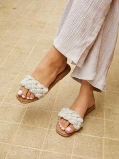 PANDORA -Heel Vibe Shop N4A7336