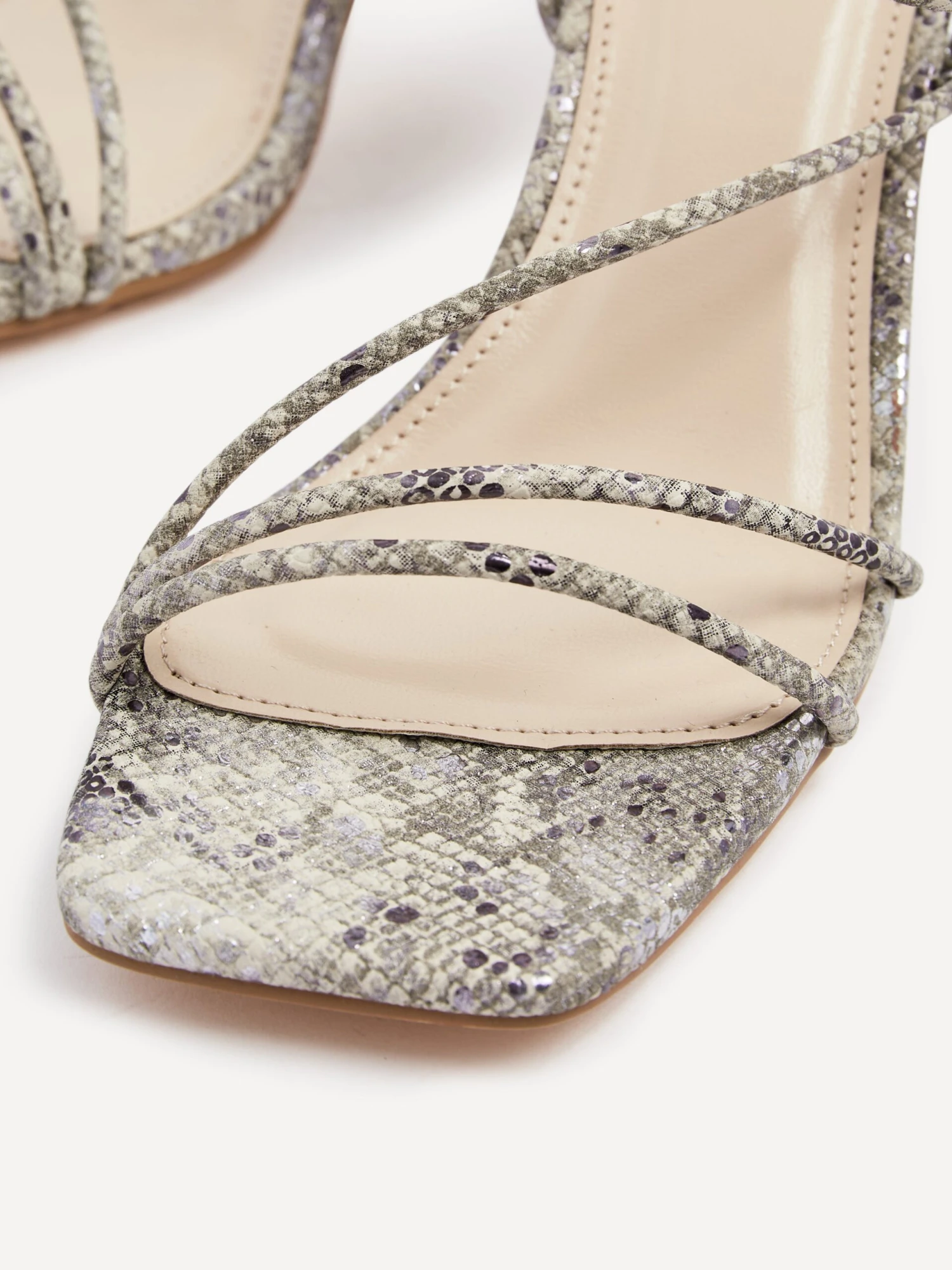 VESPER 6 VESPER - Image 4